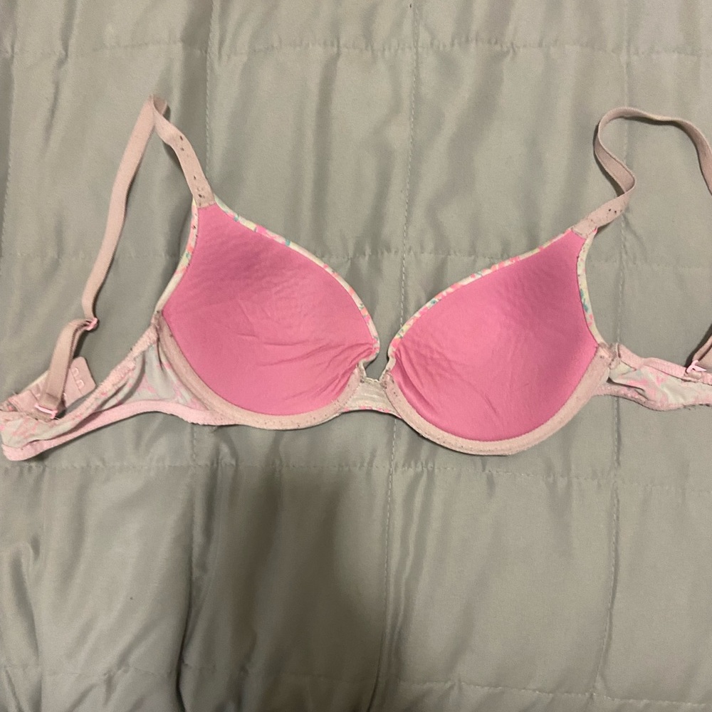 PINK bra - Picture 2 of 3